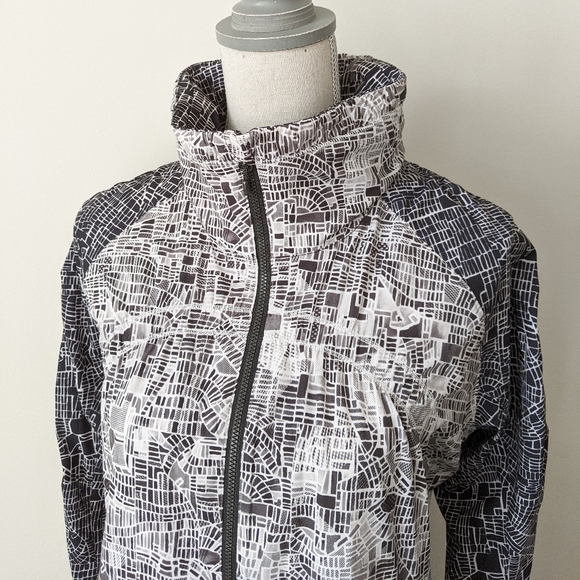 RARE Lululemon Seawheeze Gather Me Slightly Jacket - Picture 5 of 12